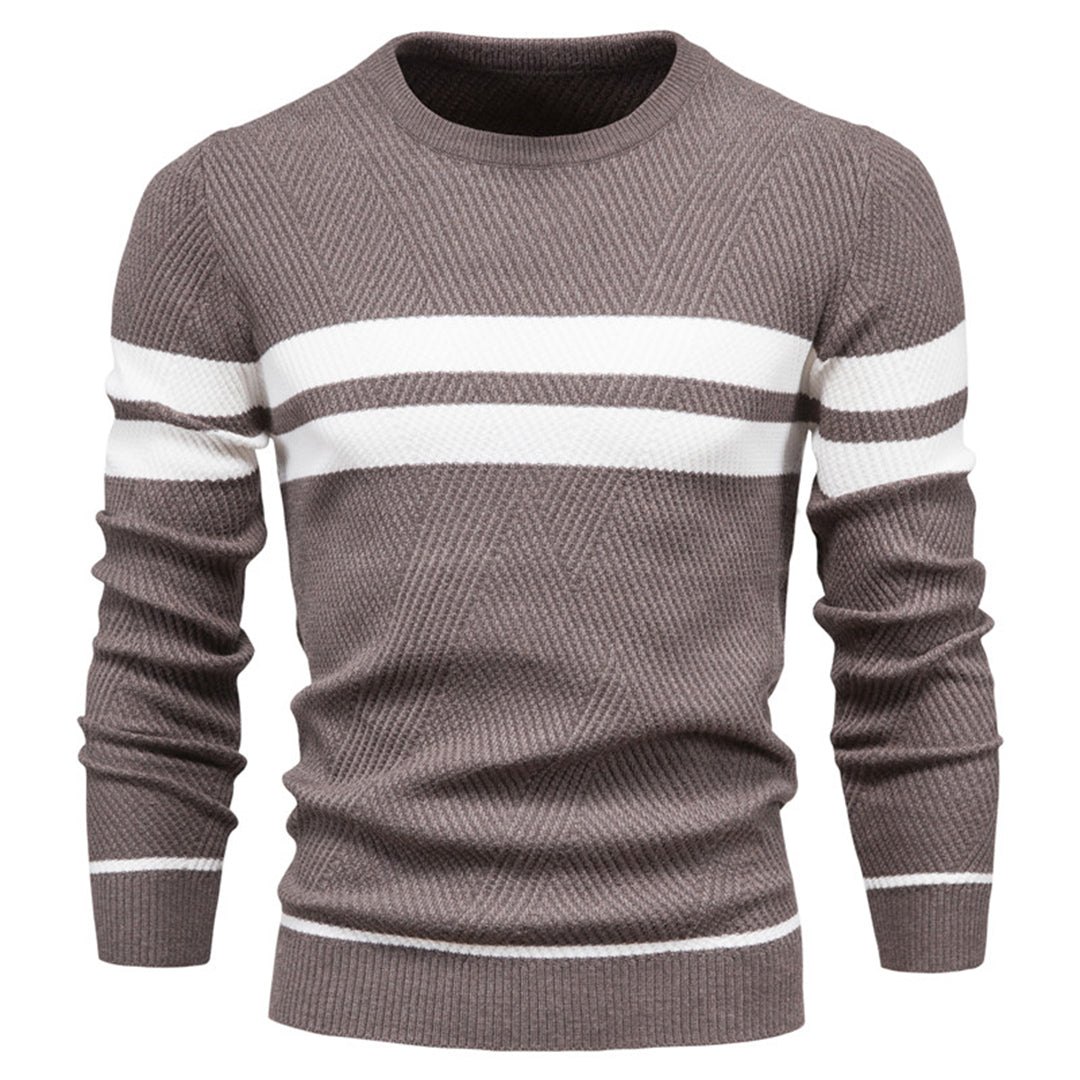 Klassisk herrtröja med rund hals. Bekväm och mångsidig hösttröja för casual vardagsstil.