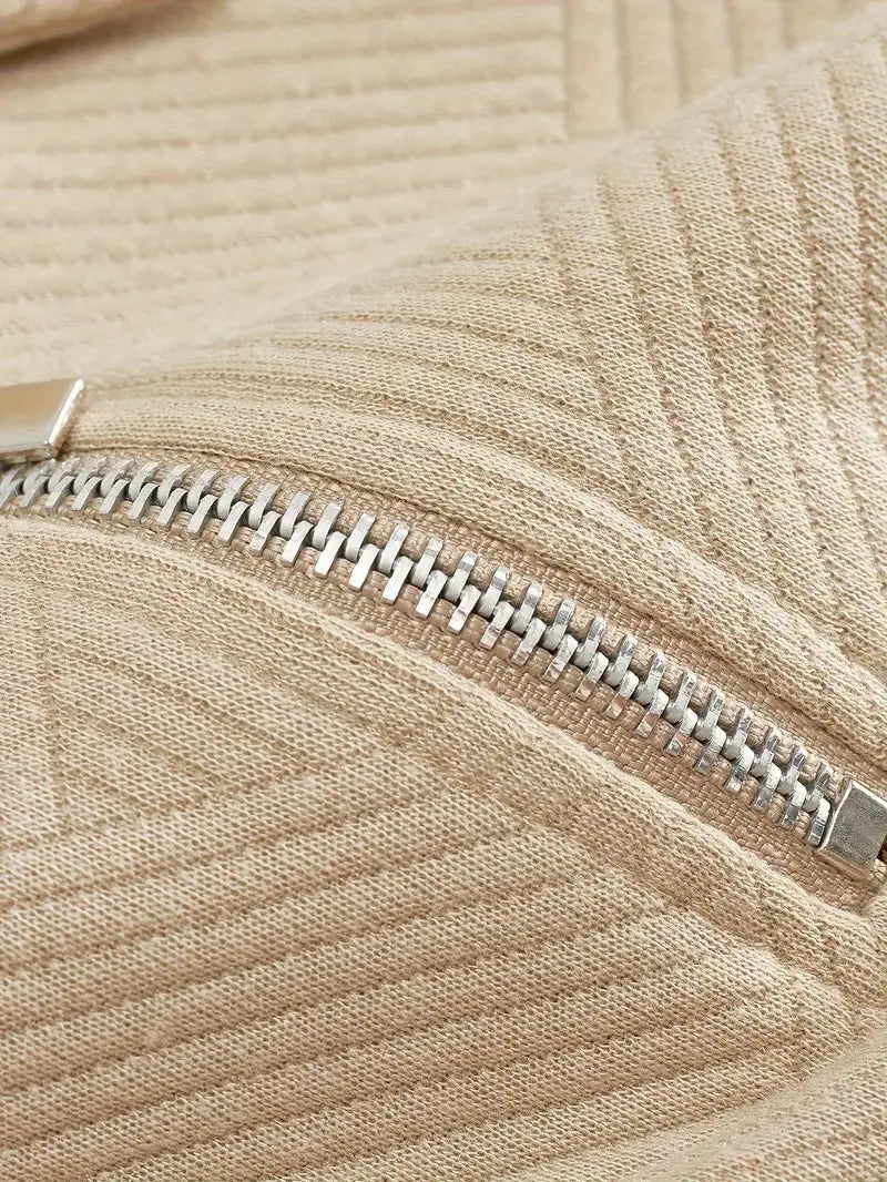 Enkel elegant herrtröja med rund hals. Skräddarsydd passform för en tidlös, modern look.