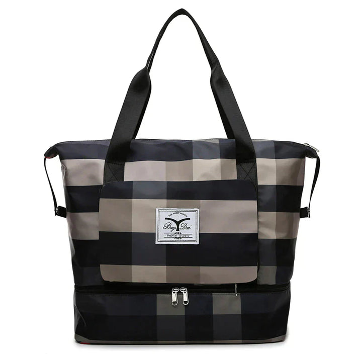 Praktisk FlexiCarry hopfällbar gymväska. Unisex design, slitstark för dagligt bruk. Effektiv förvaring.