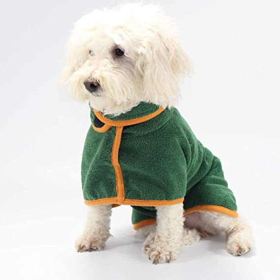 Superabsorberande hundbadrock, idealisk för att torka hunden snabbt och förhindra kyla.
