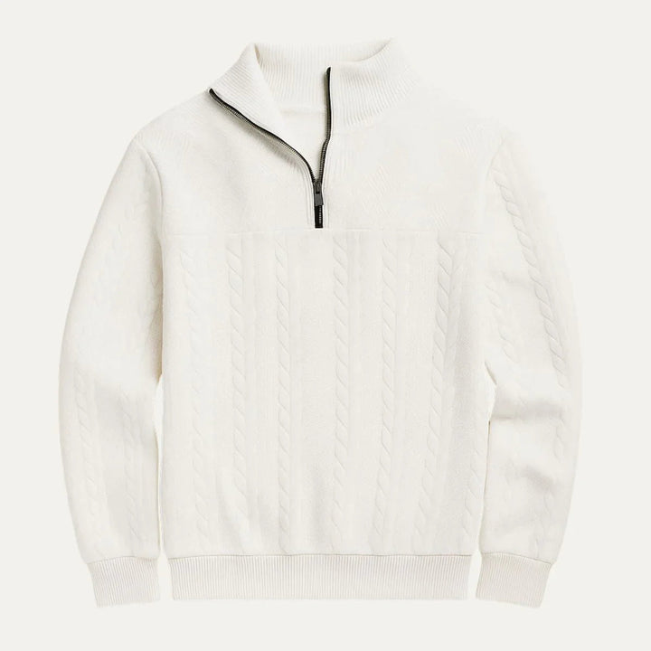 Höst/vintermode: Kabelstickad herrtröja med halv dragkedja. Elegant och bekväm stickad design.