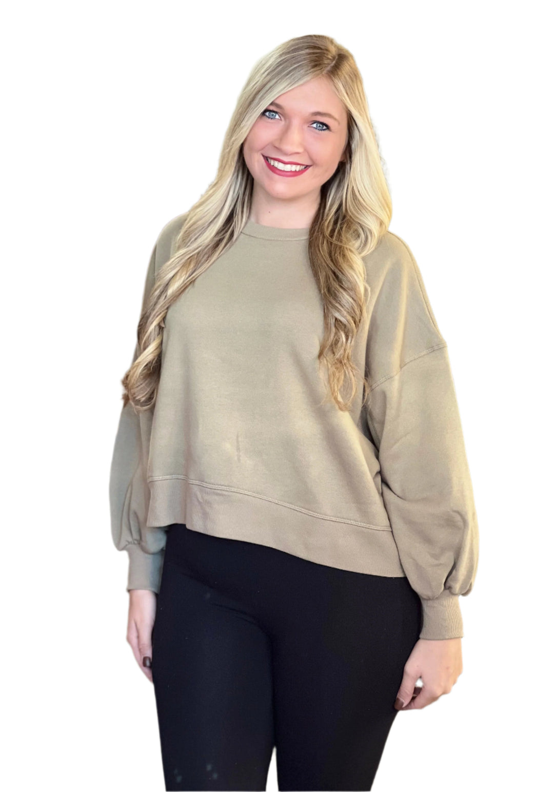 Khakifärgad dam sweatshirt med ballongärmar & drop shoulder. Mjuk, bekväm tröja för avslappnad höst- & vårstil.