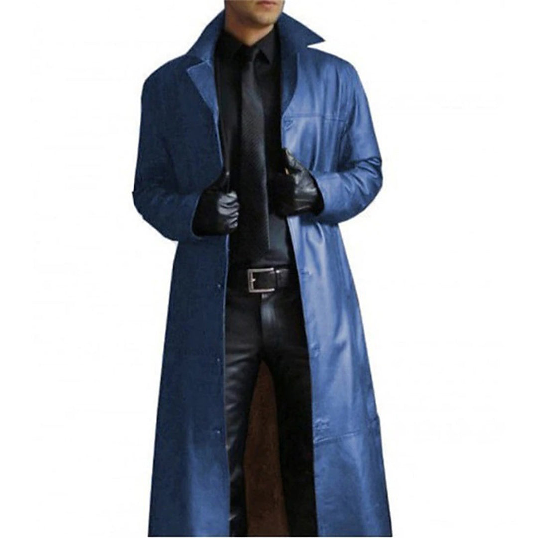 Svart herrskinnjacka, bekväm och stilren. Perfekt ytterplagg för en mångsidig, tidlös herrmode-look.