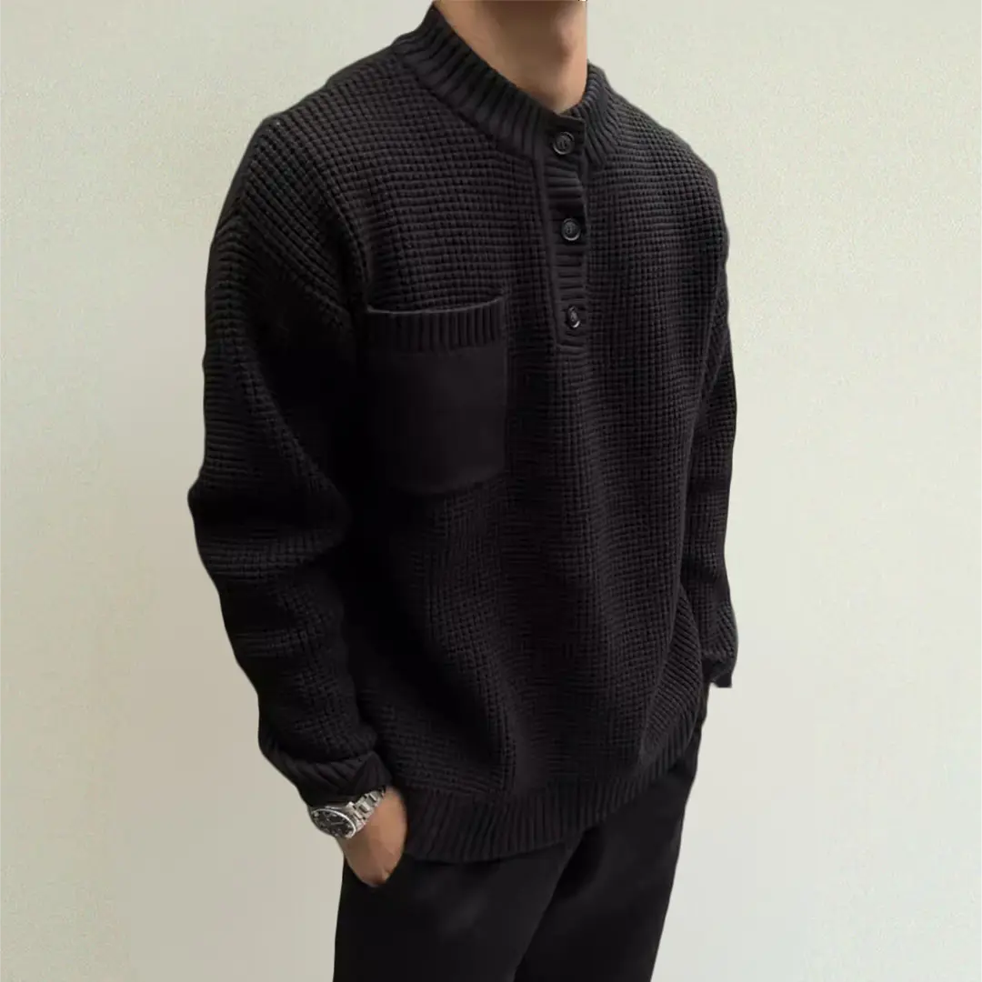 Herrtröja i klassisk stil, brun. Perfekt för en stilren, mångsidig look vid vardagsbruk eller festliga tillfällen.
