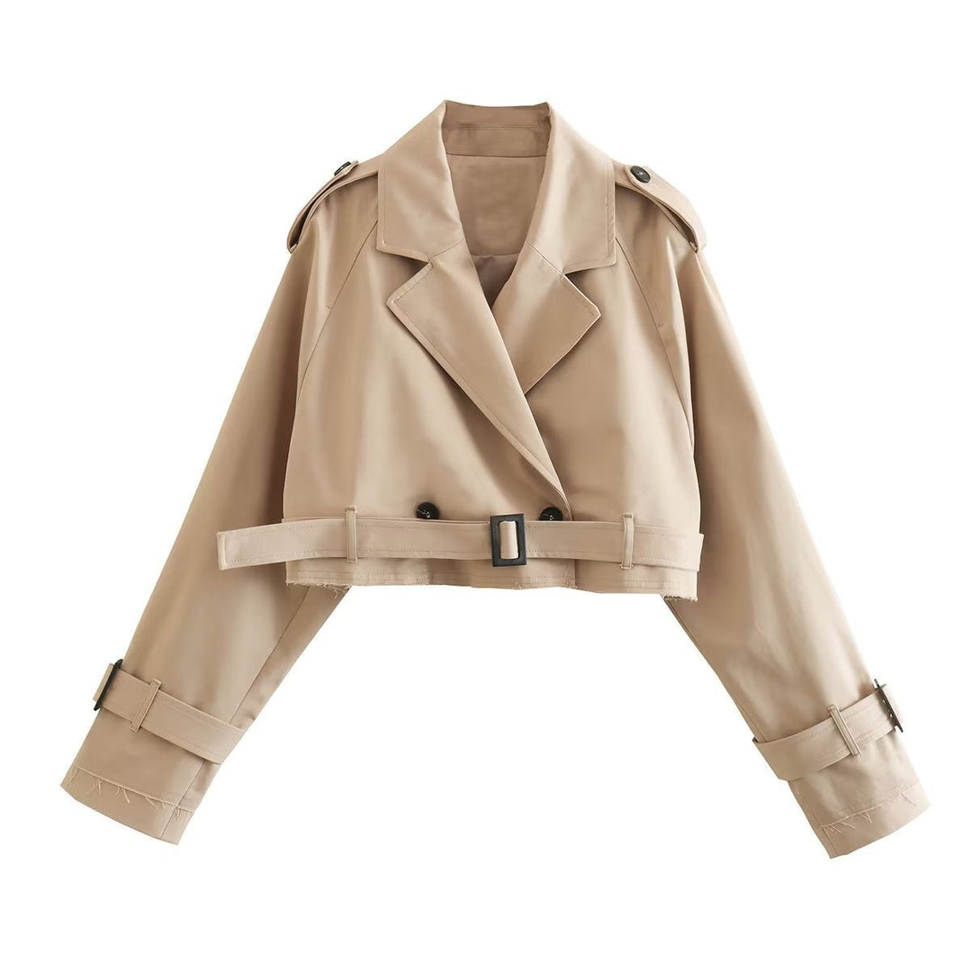 Öppen klassisk damtrenchcoat för en avslappnad men elegant stil. Mångsidig kappa för vardag och fest.