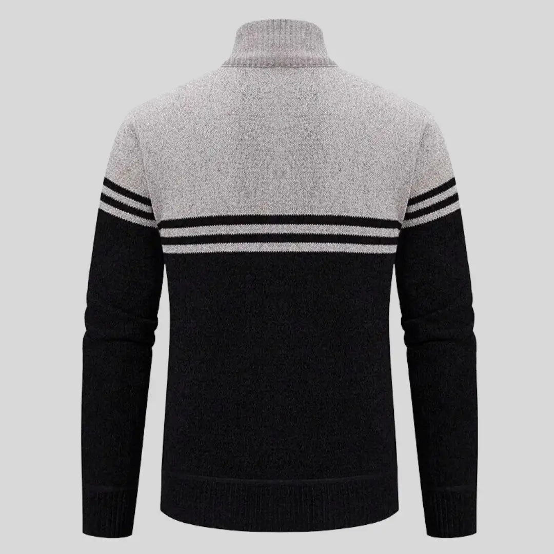 Minimalistisk herrtröja, klassisk rundhals. Bekväm och mångsidig för modern herrmode.