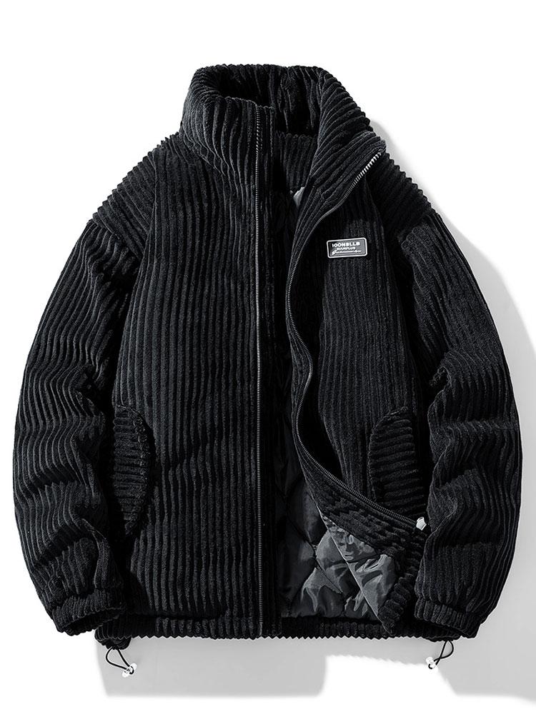 Herrjacka i klassisk stil med slät yta för elegant casual look. Tidlös vår- och höstjacka för moderiktiga män.