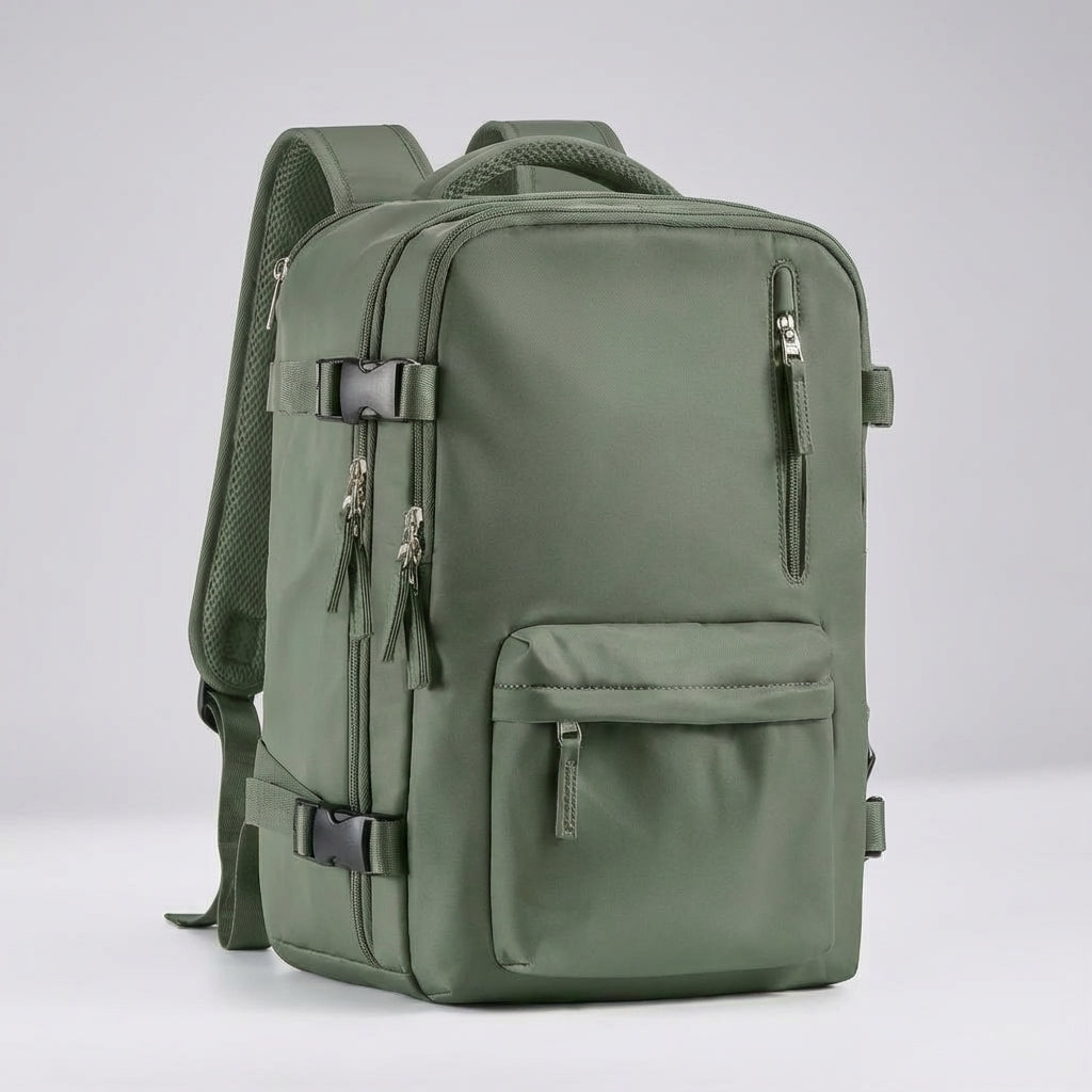 Vattentålig FlightTrek kabinryggsäck, kompakt handbagage med smarta fack, passar som reseaccessoar.