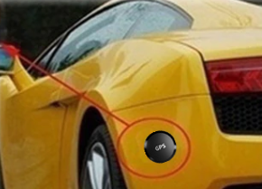 Avancerad fordons-GPS med realtidsspårning för optimal säkerhet och enkel fordonsövervakning.
