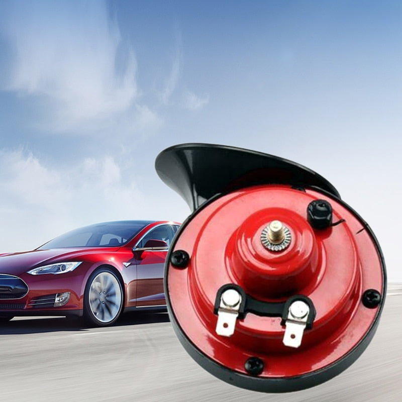 Fordonshorn i slitstark design, universell passform för olika fordonstyper. Optimerad för bilsäkerhet.