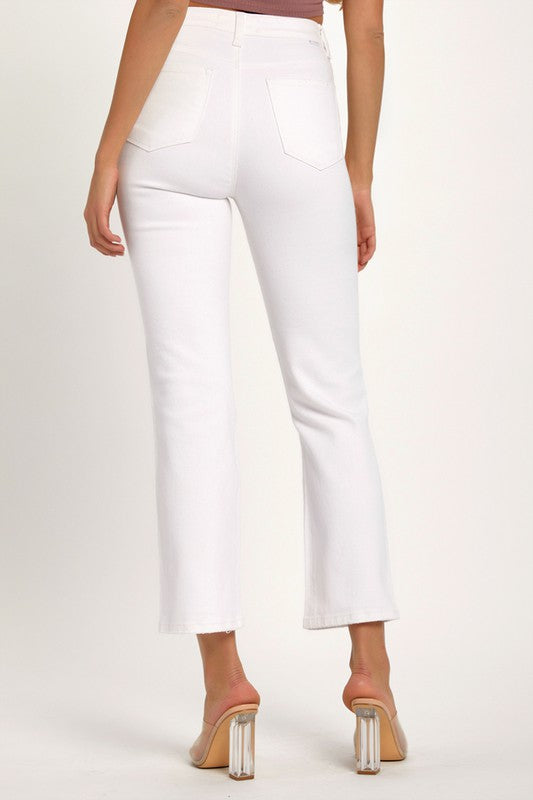 Vita distresserade jeans för kvinnor, detaljerade revor, mångsidiga modedenim fritidsbyxor.