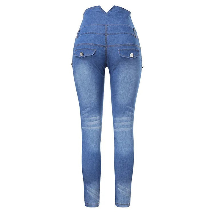 Kvinnors denim slim fit jeans med hög midja sedda bakifrån, betonar passformen