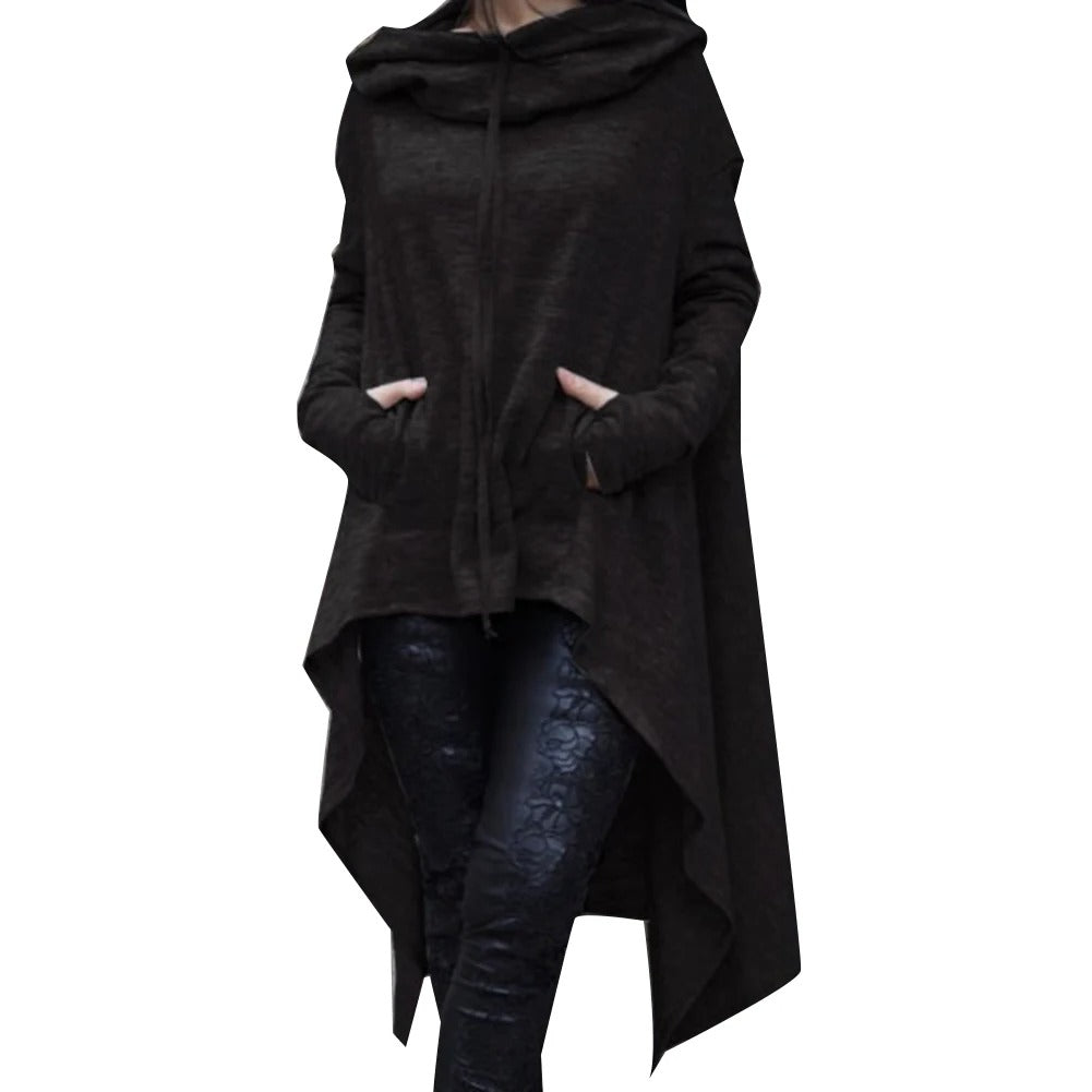 Trendig damhuvtröja med asymmetrisk fåll. Skön pullover i mjukt tyg för maximal komfort och casual mode.
