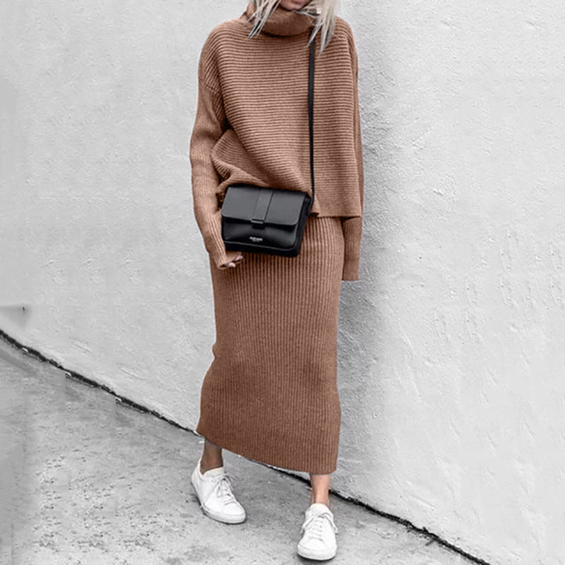 Damkläder: Komfortabelt kvinnors tröja & kjol set. Mångsidigt vardagsset, perfekt för höstmode.