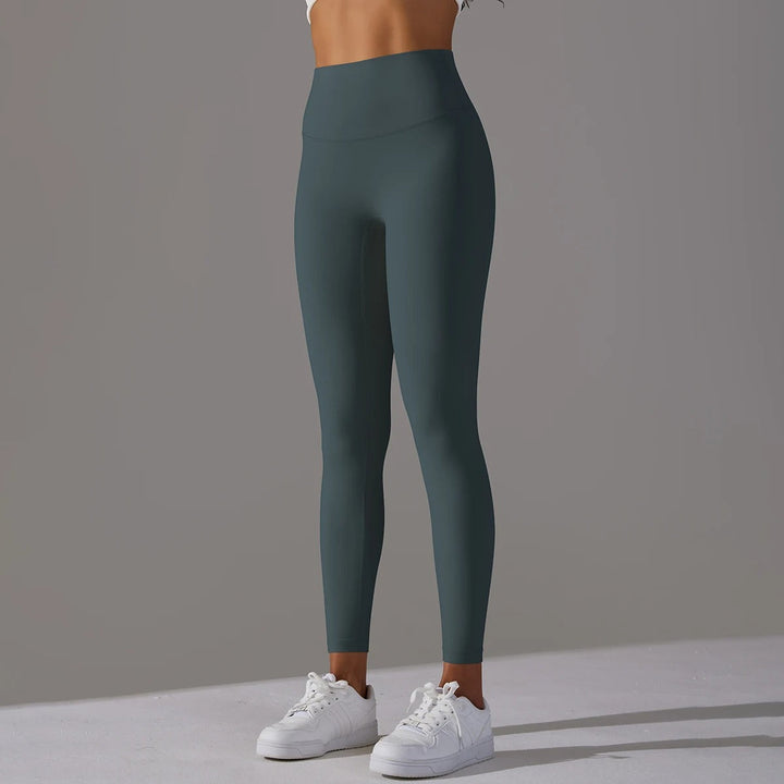 Snygga sportleggings för kvinnor med hög midja, idealiska för fitness och komfort.