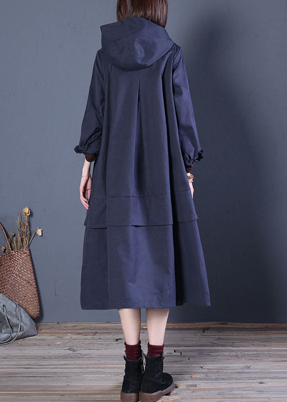 Elegant och bekväm hoodie trenchcoat för kvinnor. Med dragkedja och löspassform, ett måste för stilrent höstmode.