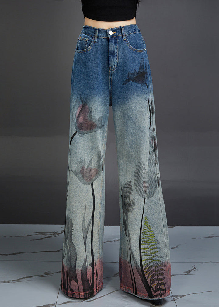 Moderiktiga kvinnors jeans med bekväm hög midja och unikt blåtrycksmönster.