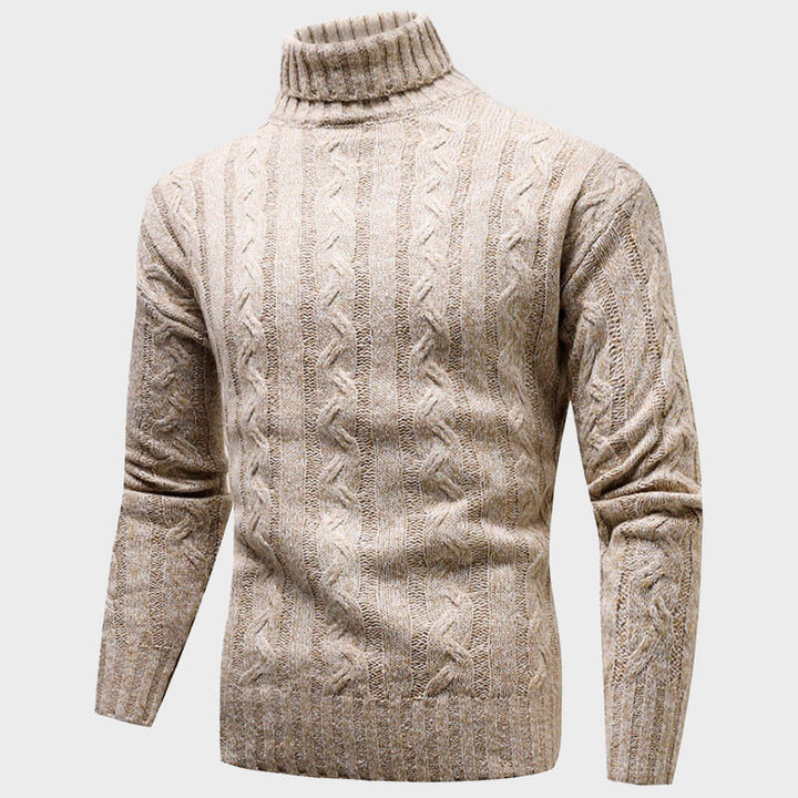 Elegant kvinnors kabelstickad tröja med turtleneck. Ett mångsidigt basplagg för lagerpålager under höst & vinter.