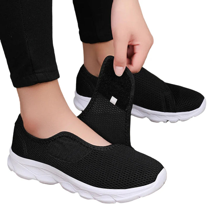 Kvinnors komfortskor för breda fötter, mjuka textilsneakers för vardagsbruk.