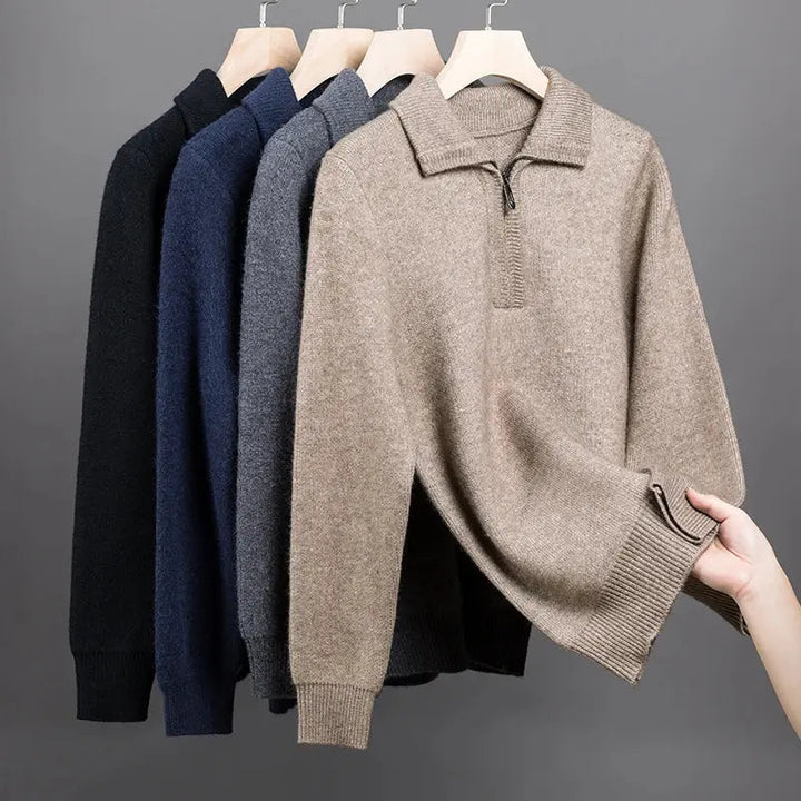 Bekväm damtröja med hög krage och dragkedja. Elegant långärmad topp för lager på lager-stil, med ribbade detaljer.