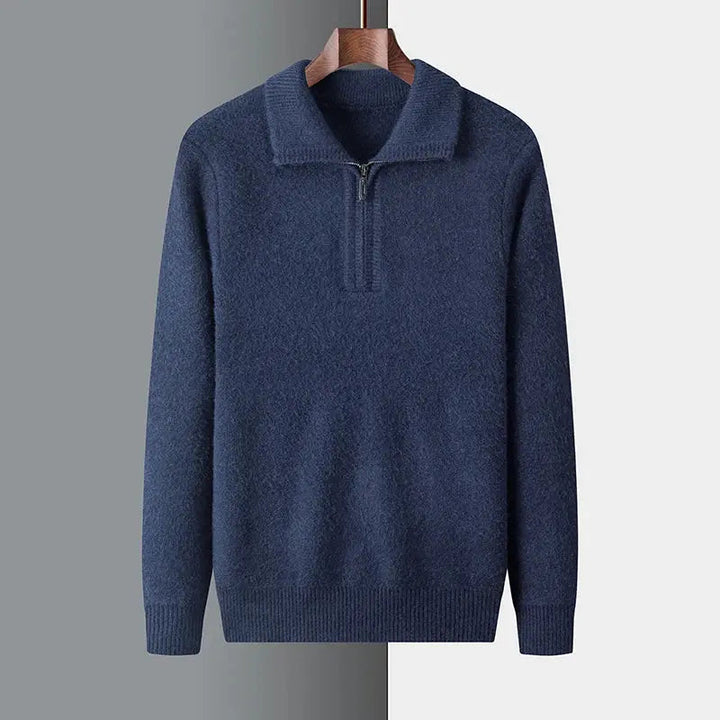 Damtröja med ribbade detaljer, hög hals och praktisk dragkedja. Elegant och modern långärmad tröja för kvinnor.