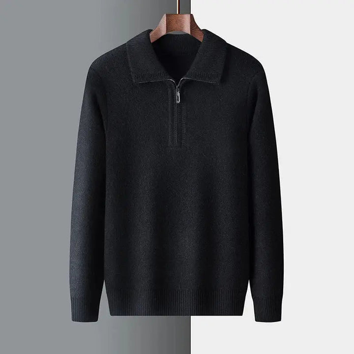 Höst/vårmode: Kvinnors långärmade tröja med hög hals, dragkedja och ribbade detaljer. Bekväm och stilren damklädsel.