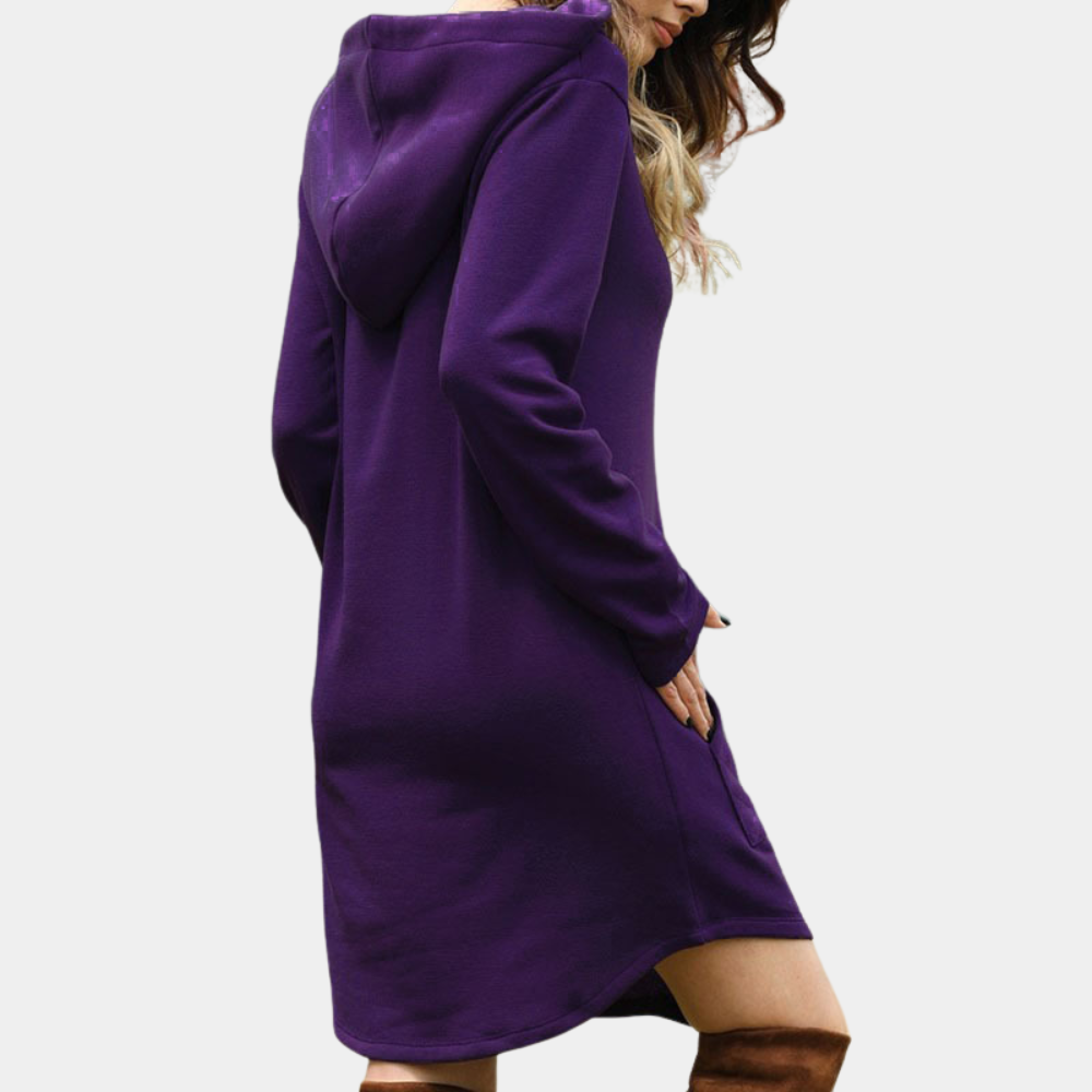 Trendig damhuvtröja i oversize modell. Stilrent plagg för kvinnors mode, enkel att matcha för vardagsbruk.