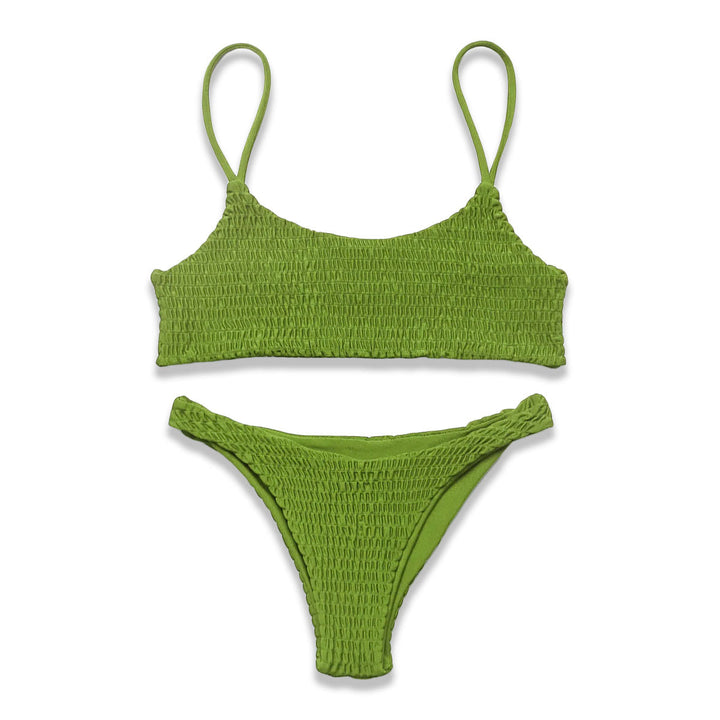 Kvinnors plisserad bikini i polyester. Stilfulla badkläder med push up och låg midja för stranden.