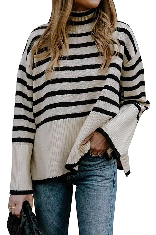 Kvinnors randig turtleneck tröja med sidospalt, perfekt för höst och vinter. Stilren och bekväm damsweater.