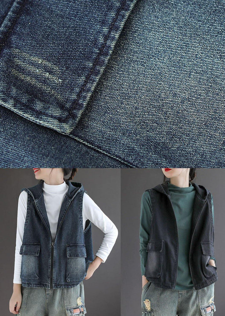 Unik ärmlös patchwork väst för kvinnor. En mångsidig höstväst, perfekt för lager-på-lager och en modern stil.