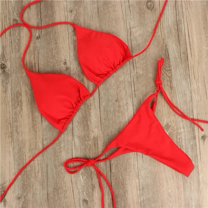 Kvinnors sexiga push-up bikini set med stringtrosa för fantastisk strandlook. Sommarfavorit.