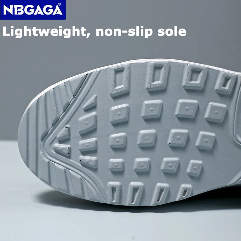 Damsneakers med unik luftkuddeteknik som ger överlägsen dämpning. Lämpliga för långa promenader och vardagsbruk.