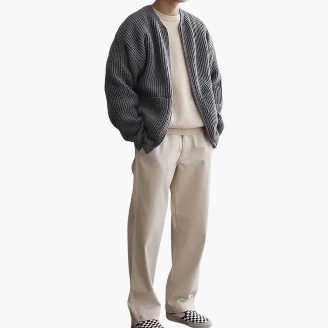 Mångsidig stickad kofta för kvinnor, perfekt för både höst- och vårmode. Lätt att matcha för elegant vardagsstil.