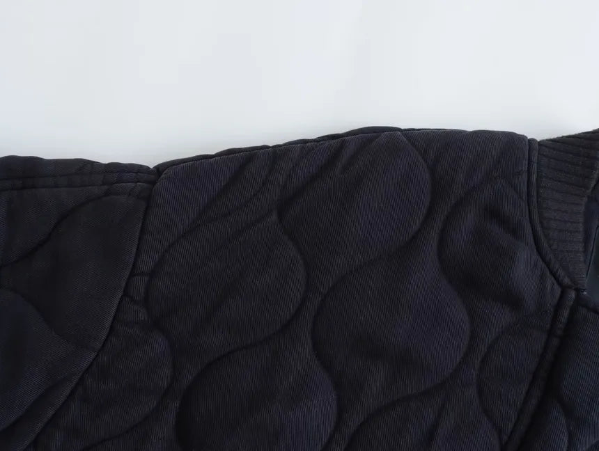Rundhalsad bomullsjacka för dam, casual design och lös passform, perfekt för vinterjacka.