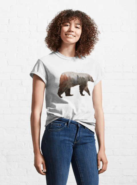 Ledig dam t-shirt med charmig björndesign, kortärmad för vardag och komfort.