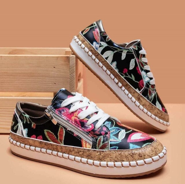 Bekväma sneakers för kvinnor, perfekta som vardagsskor under vår och sommar. Moderiktiga sportskor.