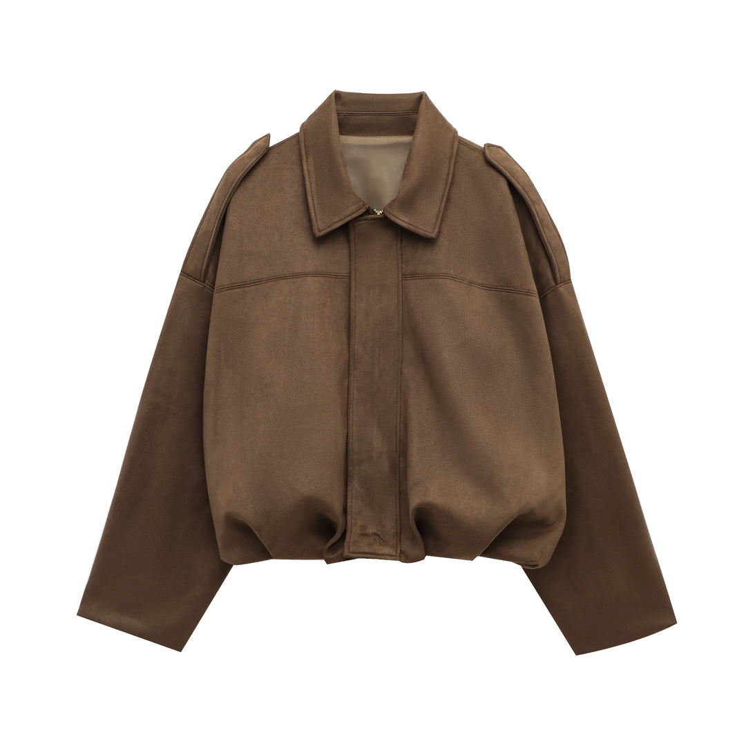 Kvinnors jacka i bomberstil, ett populärt val för en avslappnad och modern outfit.