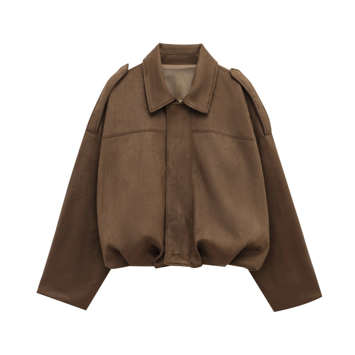 Kvinnors jacka i bomberstil, ett populärt val för en avslappnad och modern outfit.