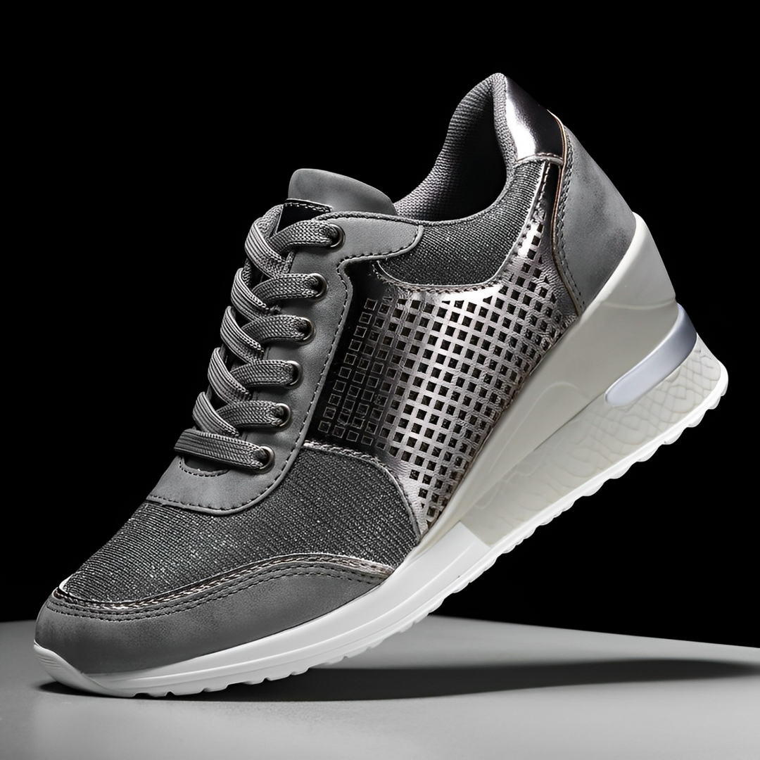 Höstskor: trendiga kilklack sneakers för kvinnor. Bekväma och stilfulla för kyligare dagar, med modekänsla.