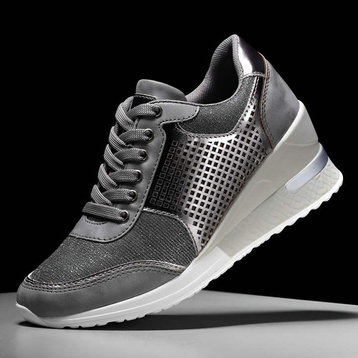 Höstskor: trendiga kilklack sneakers för kvinnor. Bekväma och stilfulla för kyligare dagar, med modekänsla.