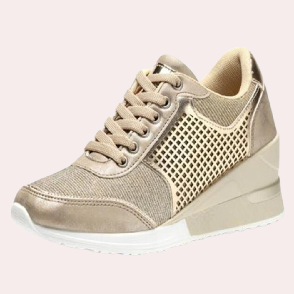 Bekväma damskor: trendiga kilklackssneakers som kombinerar mode med oslagbar komfort.