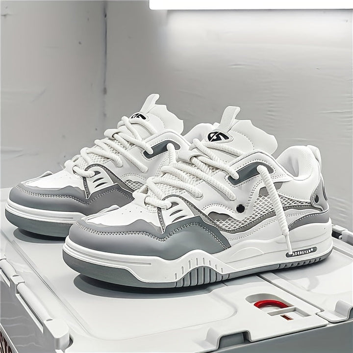 Modern design: Trendiga damsneakers med sportig look, perfekta för stilmedvetna kvinnor.