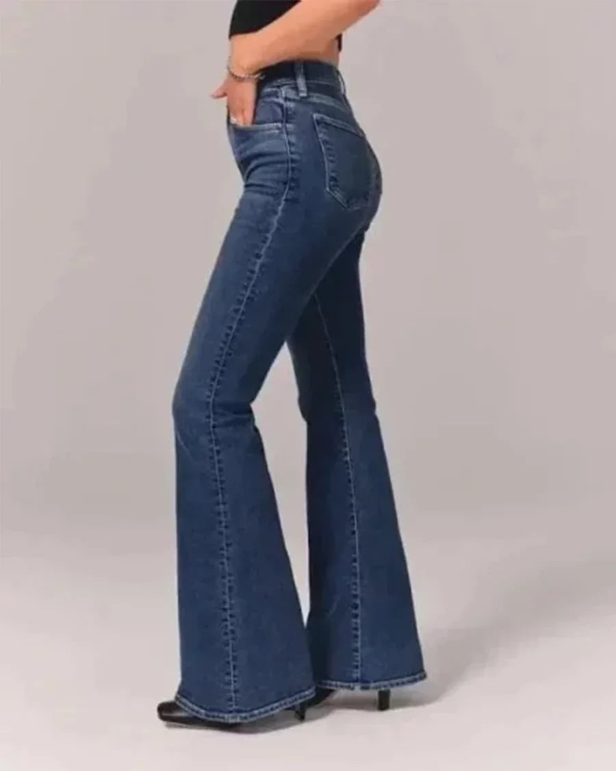 Kvinnors flare jeans med elegant hög midja, en tidlös del av varje garderob.