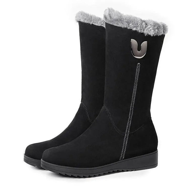 Kvinnors varma vinterstövlar med fuskpälsfoder, perfekta för snö och kyla. Bekväma snöstövlar.