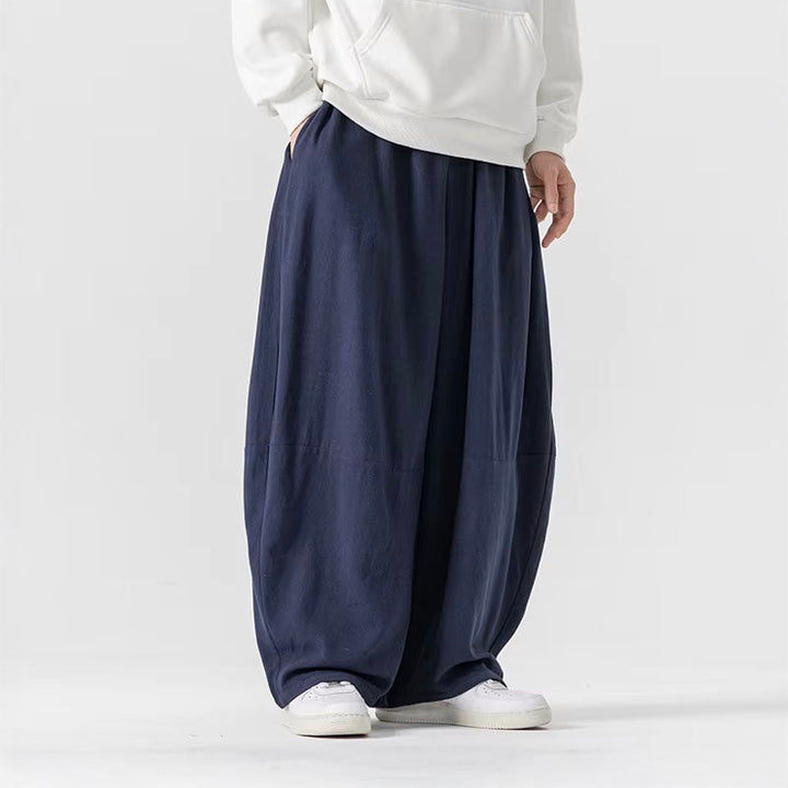 Trendiga vida benbyxor för kvinnor, oversized passform & stilrena detaljer.