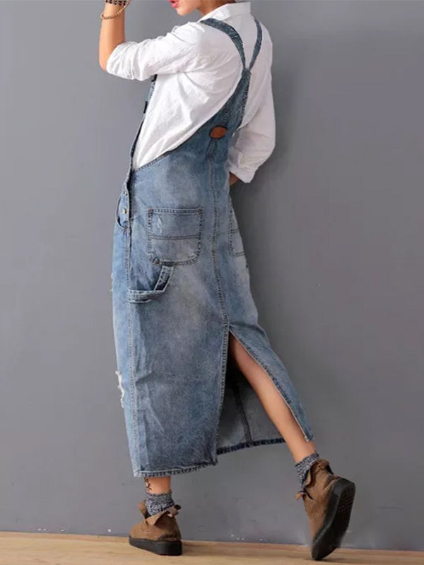 Stilren vintage denim latzklänning för kvinnor, sommarredo med stora fickor, bekväm passform.