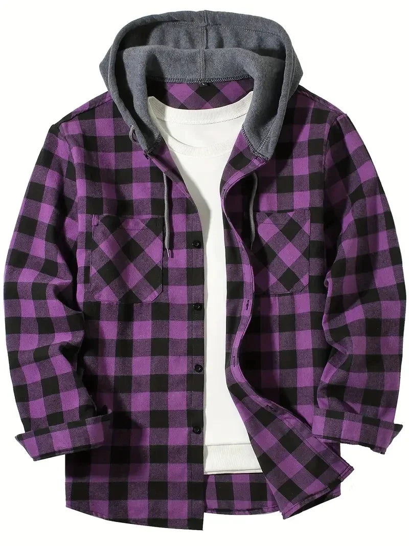 Figurnära rutig herrskjorta med huva, slim fit design för en snygg och modern casual outfit.