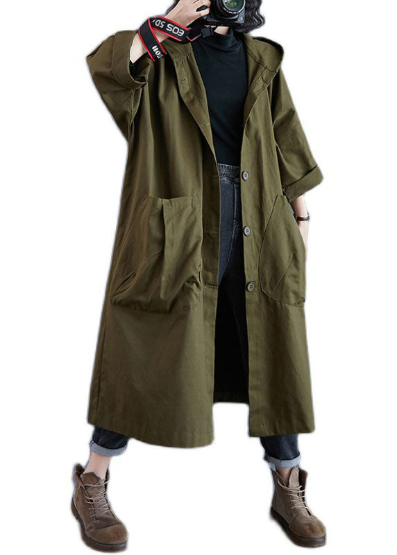Stilfull lång damtrenchcoat med funktionell huva och rymliga fickor. Modern och elegant kvinnokappa för höst/vinter.