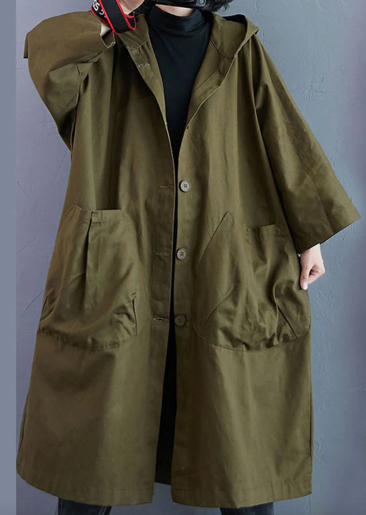 Trendig lång damjacka i polyester för kalla dagar. Perfekt höst- och vinterjacka med stil.