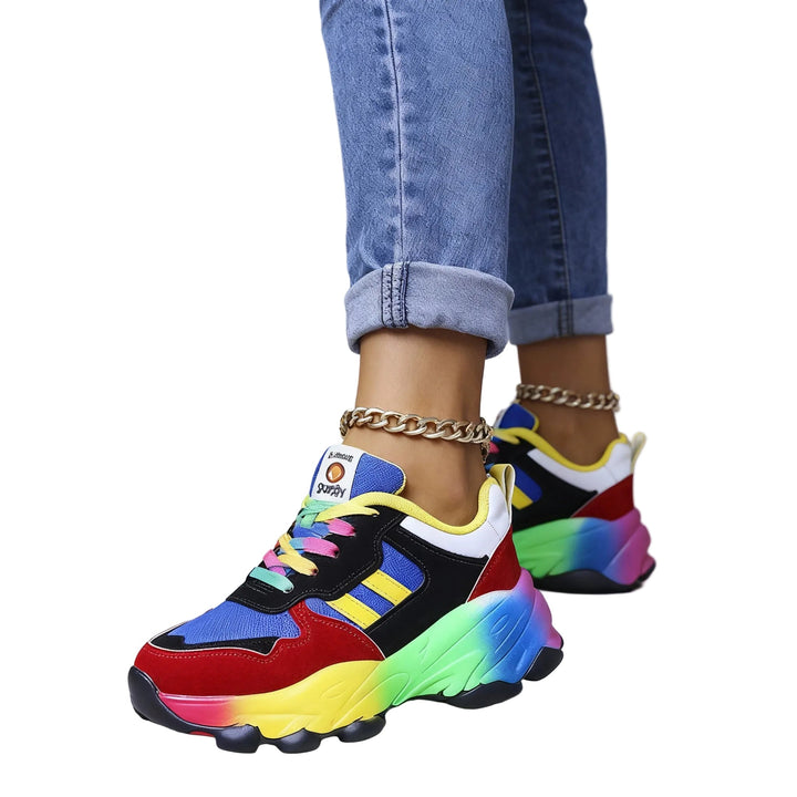 Lätta damsneakers med stötdämpning, perfekta för vardag och promenader. Optimal komfort.